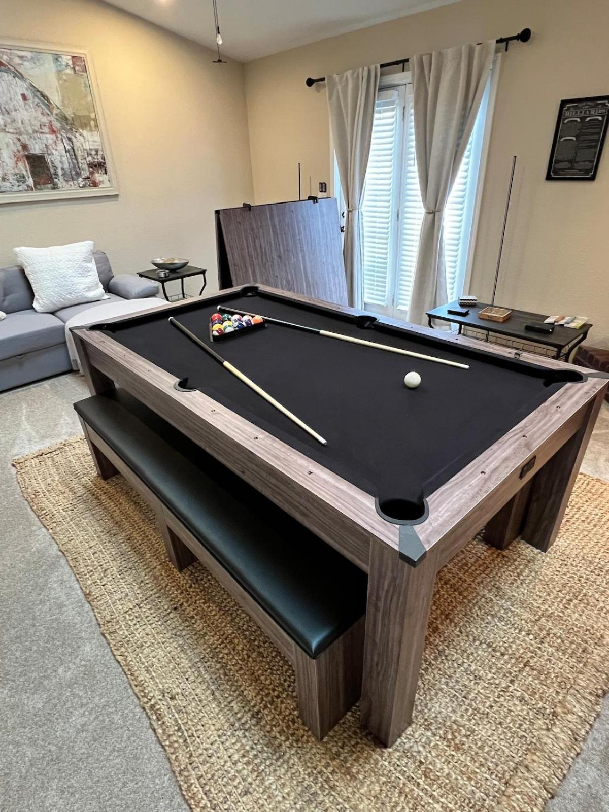 Family Fun! Sleeps 8, King Bed, 2 Queens, And Sofa Bed, Games - In *